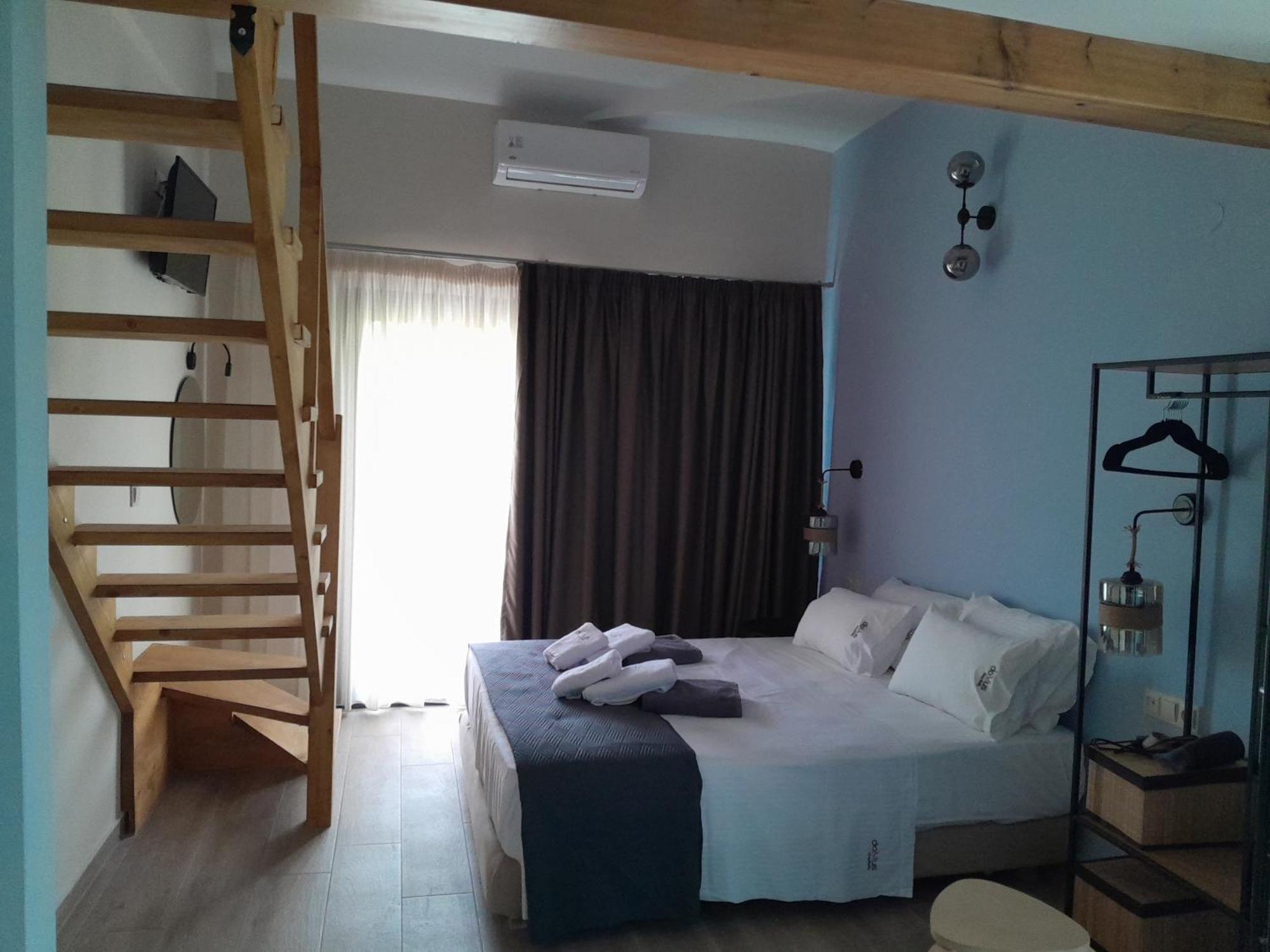 Domus Hospitality Aparthotel Vourvourou Exterior photo